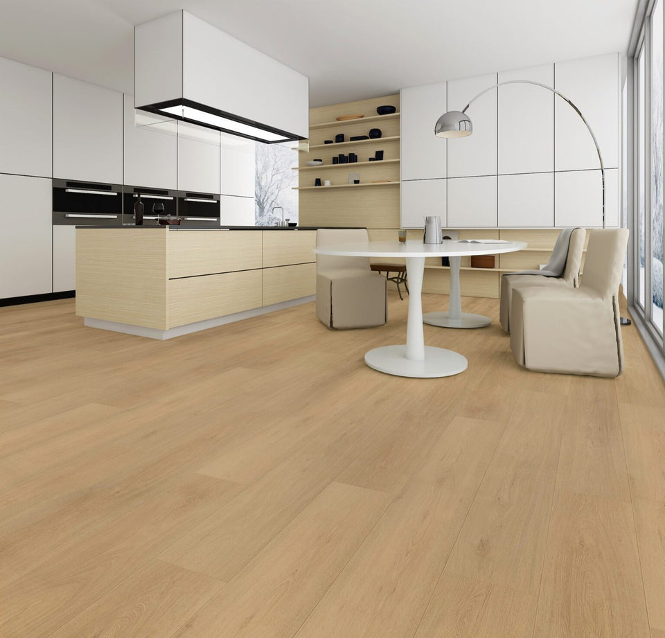 BHW Floors Sawatch Junipero plank swatch, Light honey oak